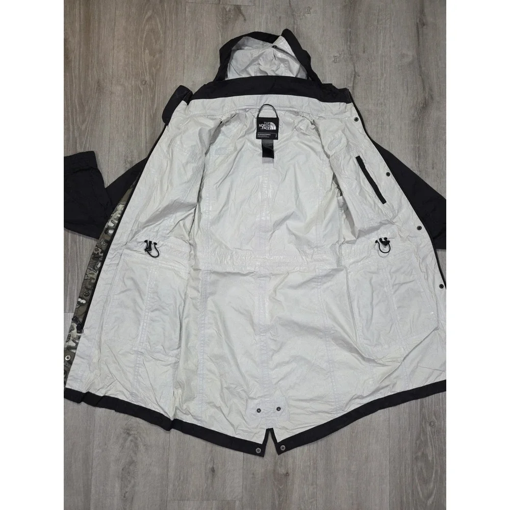 Flaw The North Face Jacket‎ Womens Small Nylon Rain Coat Zip